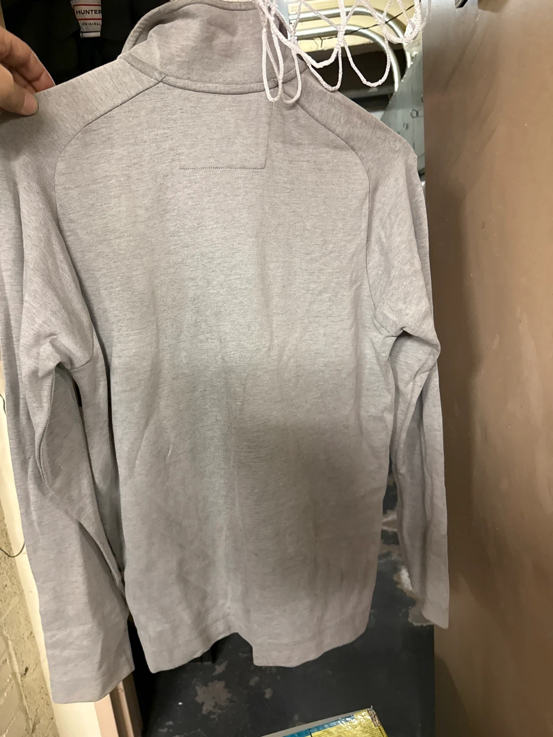 Banana Republic Moisture Wicking Pullover - Size S - photo 3