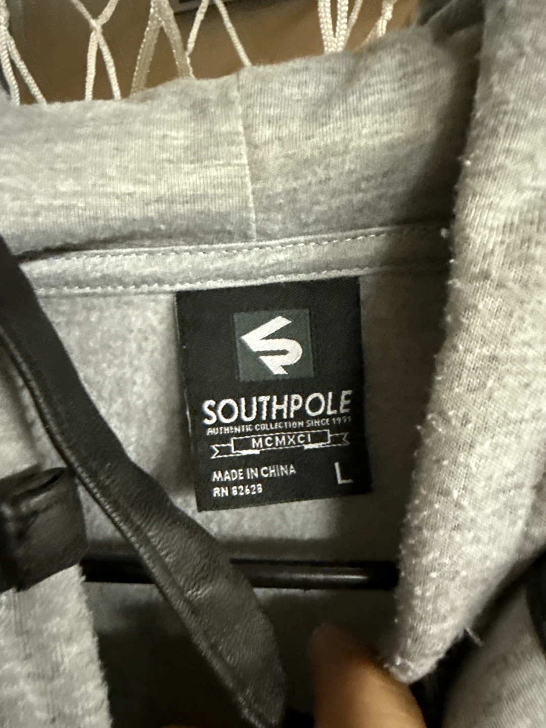 Southpole Hoodie - Size L - photo 2