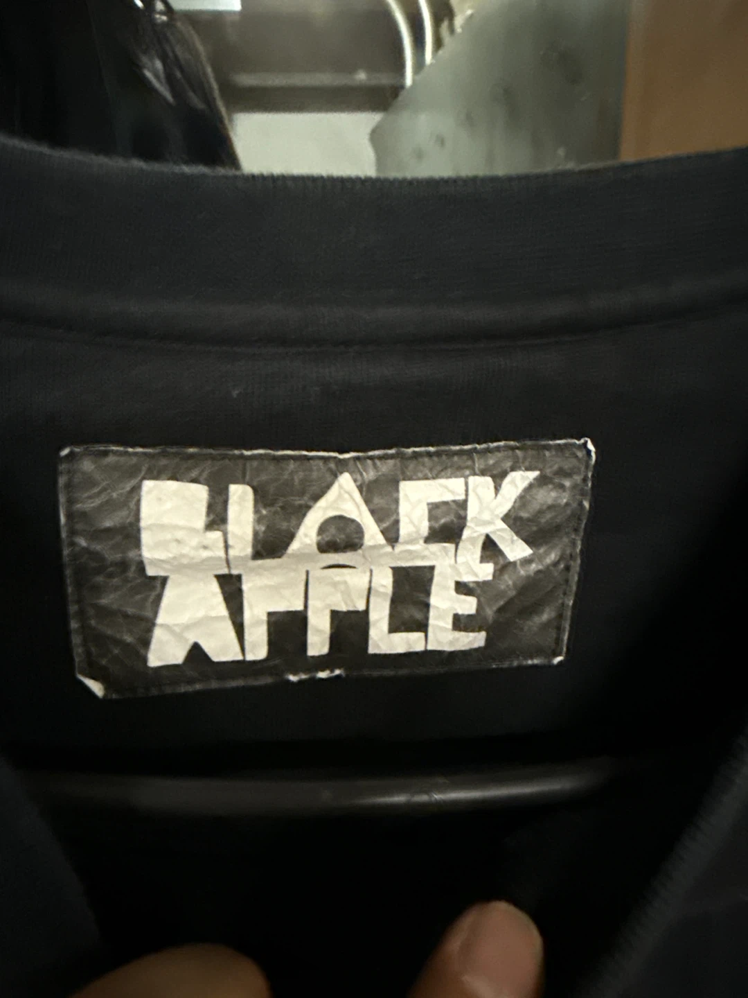 Black Apple Knicks Sweatshirt - photo 2