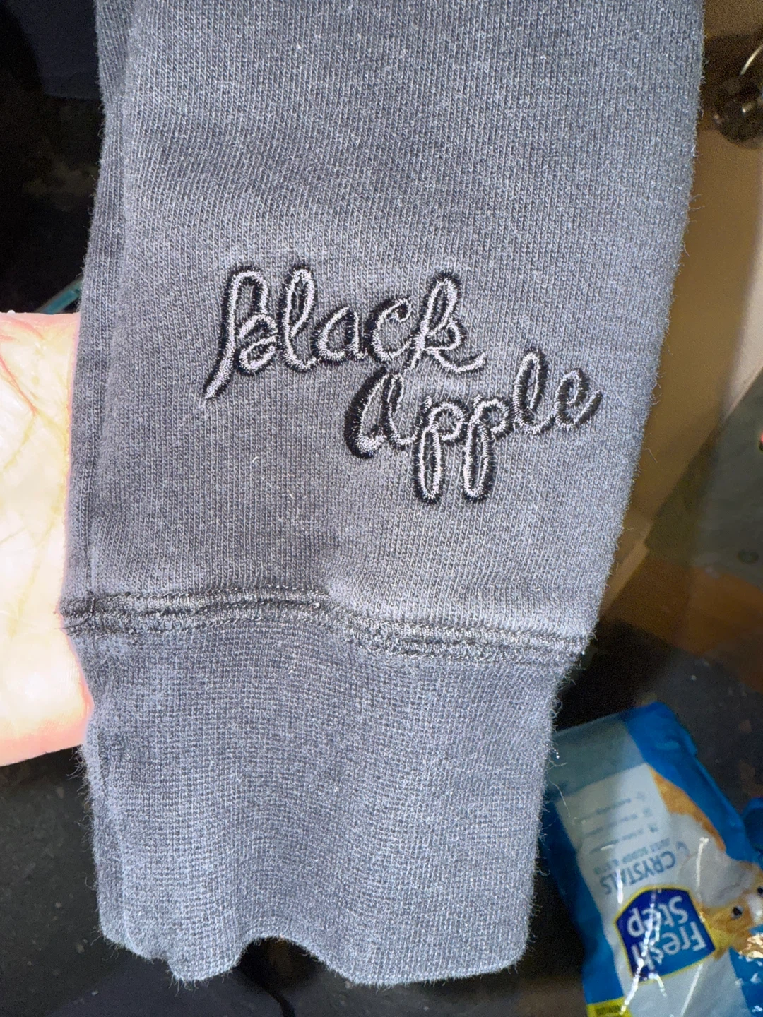 Black Apple Knicks Sweatshirt - photo 4