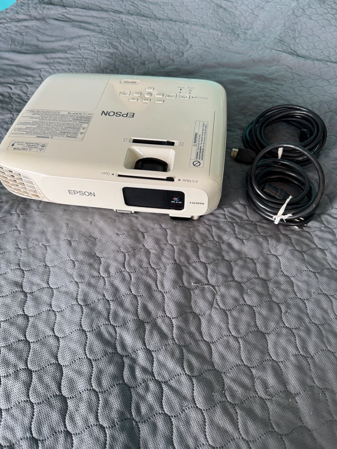 Epson EX3220 LCD Projector - photo 2