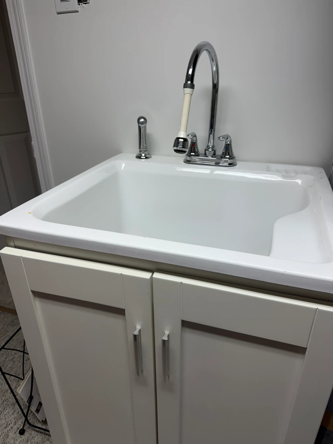 Laundry Sink with Cabinet - photo 2