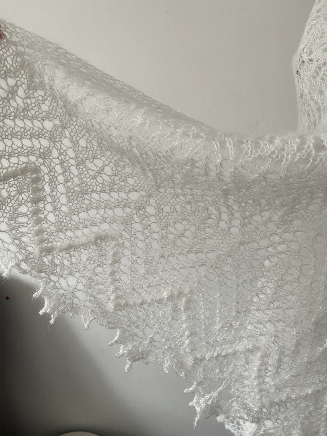 White Knit Shawl Hand Made - photo 3