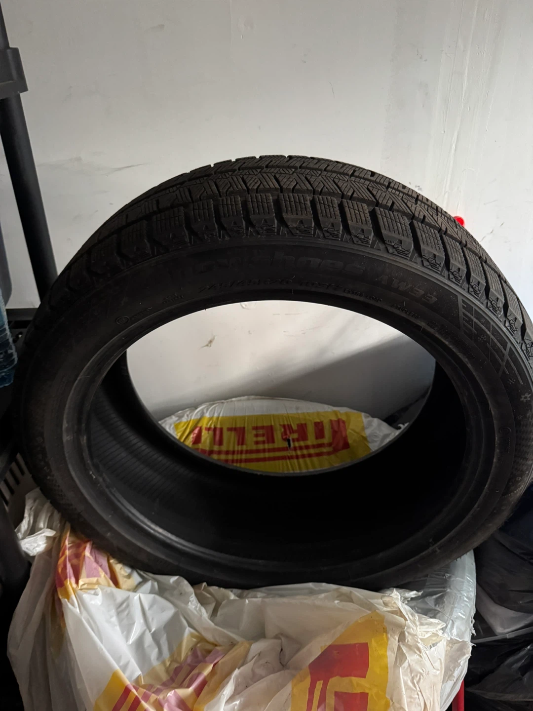 Habilead Snowshoes 245/45R20 Tire - photo 2