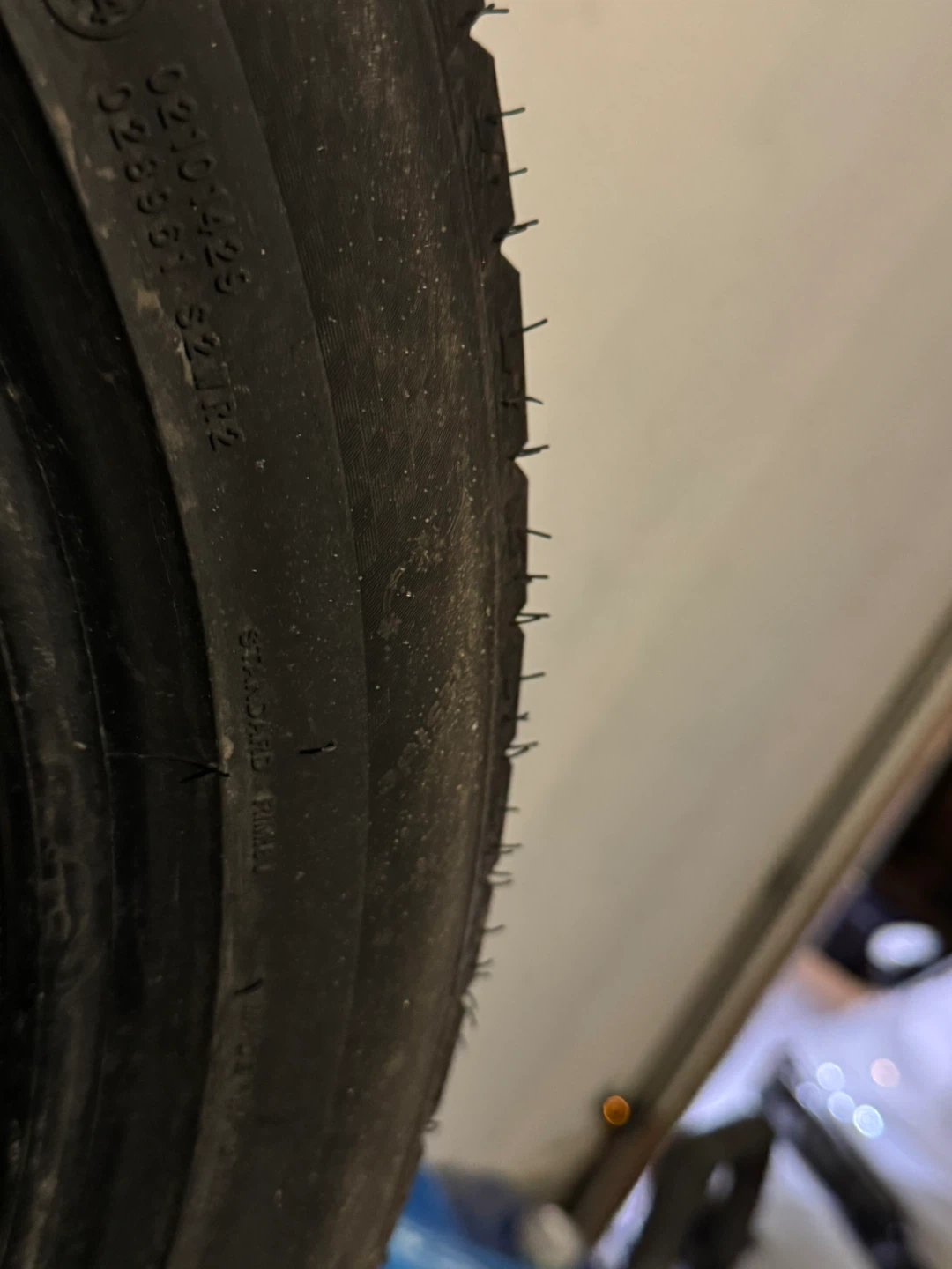 Habilead Snowshoes 245/45R20 Tire - photo 3