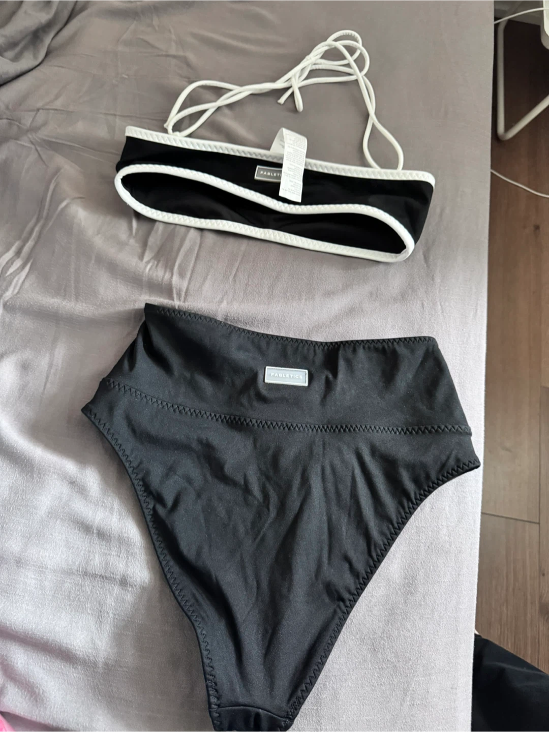 Fabletics  Black Bikini Set - Size XS- new - photo 3
