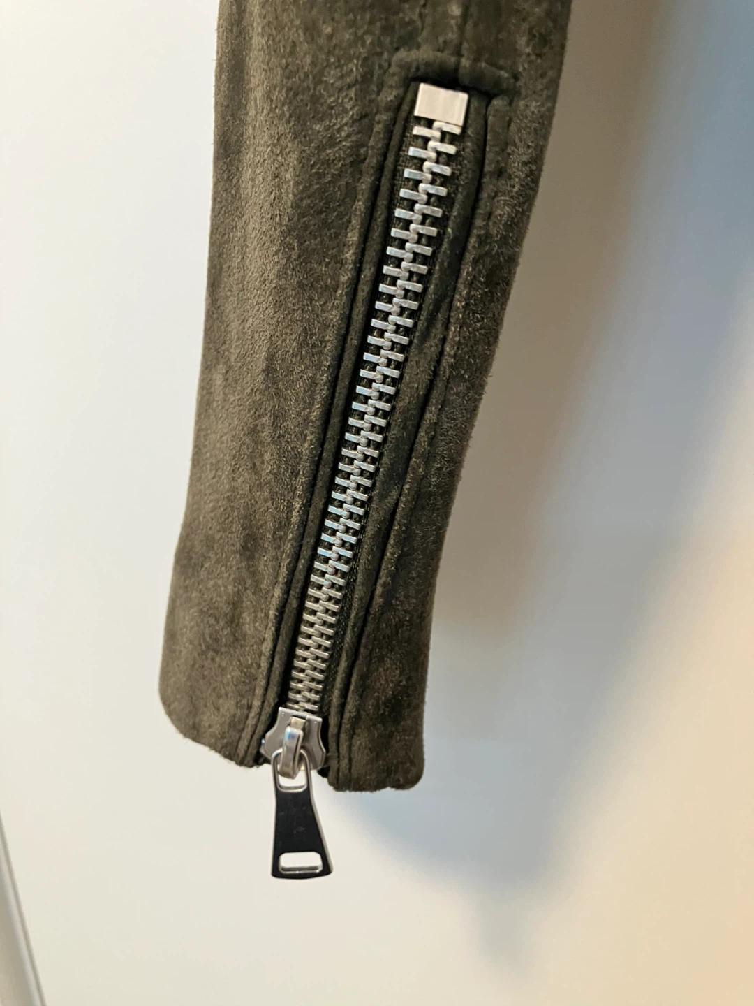 H&M Olive Green Suede Biker Jacket - Size 6 - photo 4