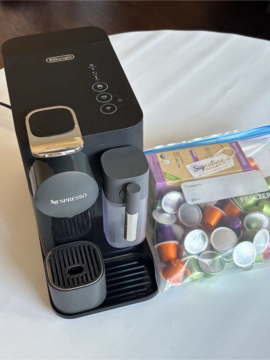 DeLonghi Lattissima One Nespresso Machine