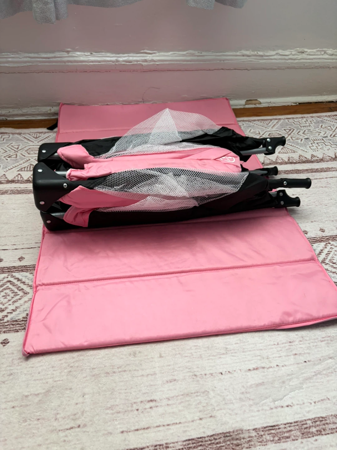 Portable Baby Crib With Mattress - photo 3