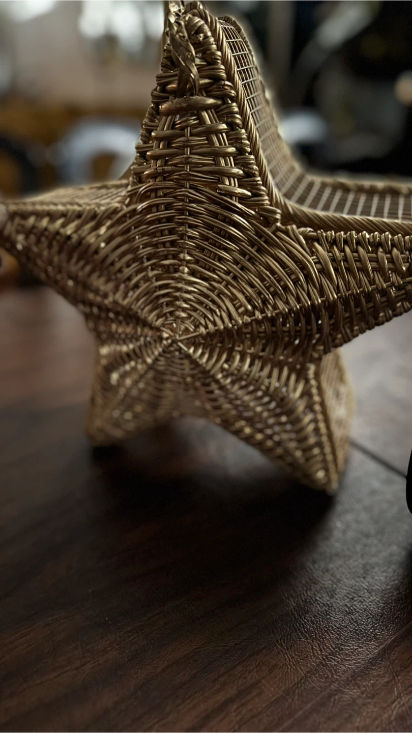 Woven Star Basket - Gold Color
