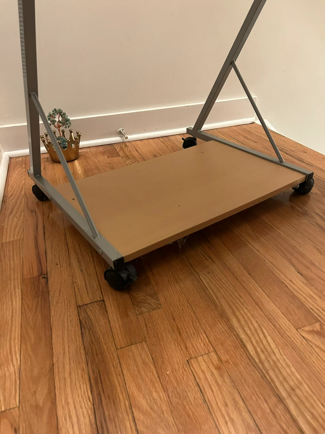 Small Rolling Table - Perfect for Small Spaces! - photo 3