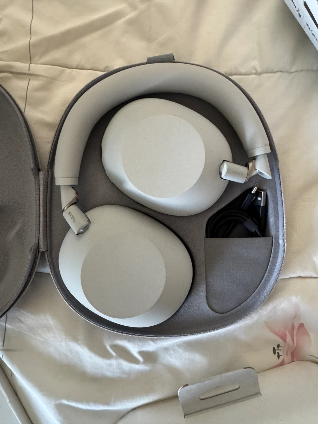 Sony WH-1000XM6 Wireless Noise Cancelling Headphones - New