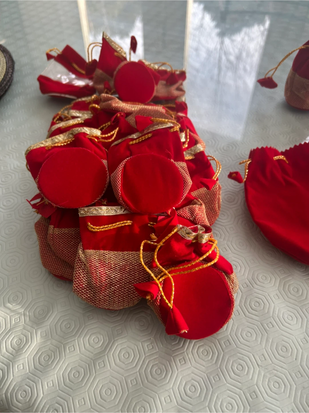 Small Velvet Drawstring Gift Bags - photo 5