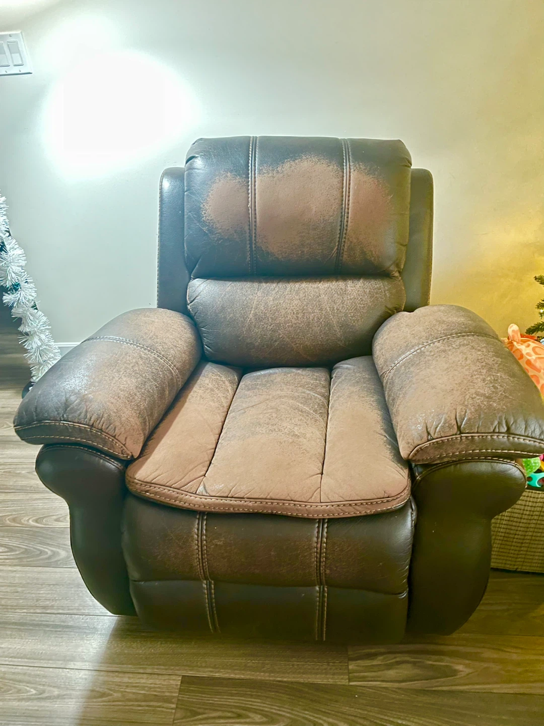 Brown Recliner - photo 3
