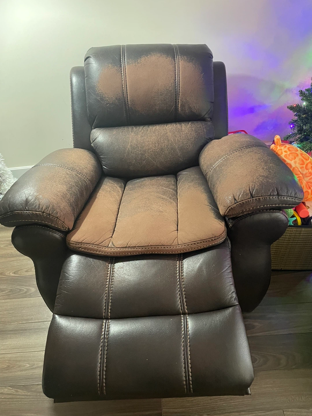 Brown Recliner - photo 2