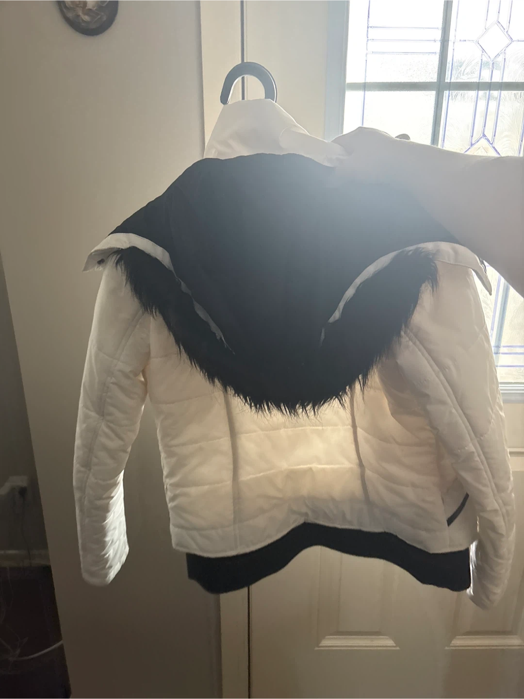 Maralyn & Me White Puffer Jacket - Size Small - photo 2