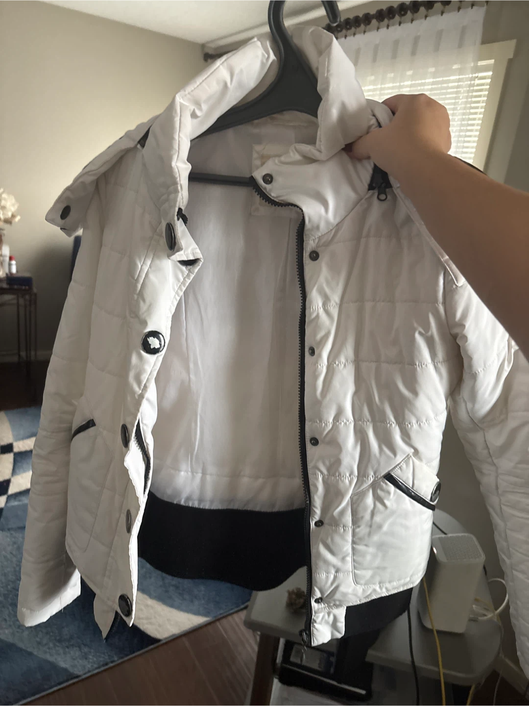 Maralyn & Me White Puffer Jacket - Size Small