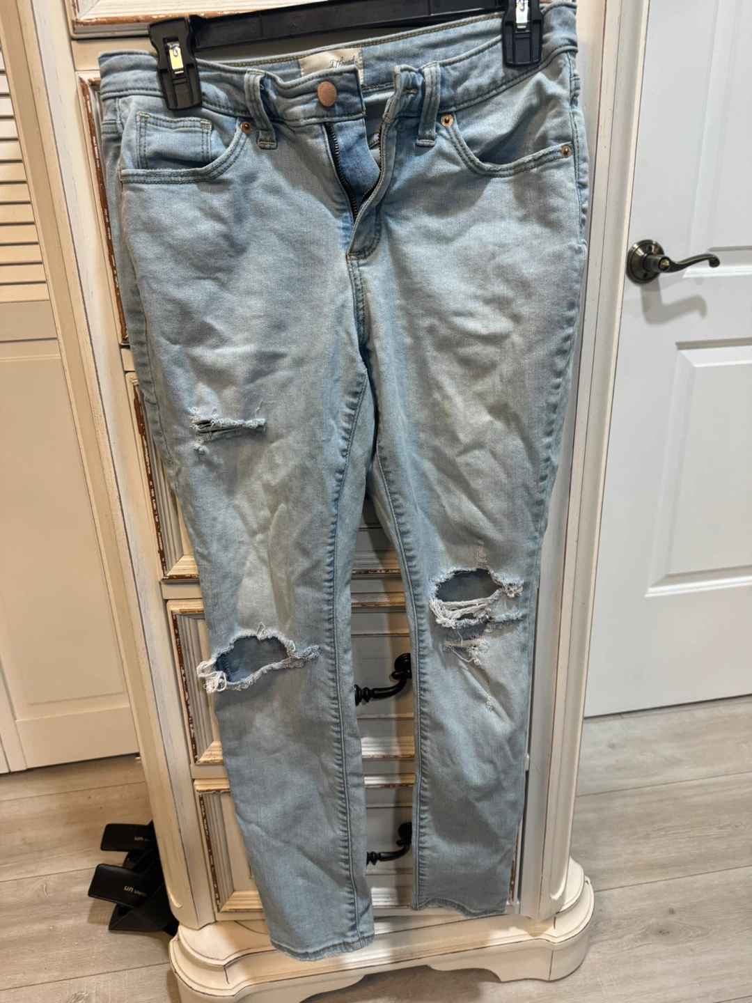 Universal Thread Mid Rise Curvy Skinny Jeans - Size 6