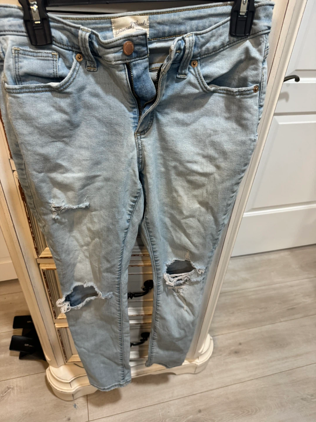 Universal Thread Mid Rise Curvy Skinny Jeans - Size 6 - photo 3