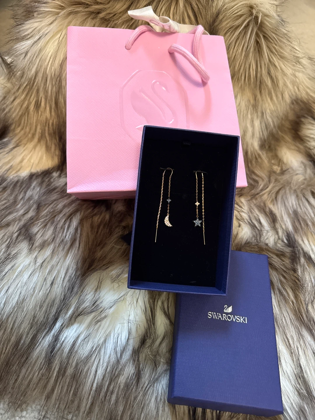 Swarovski Gold Tone Moon & Star Drop Earrings - New - photo 4