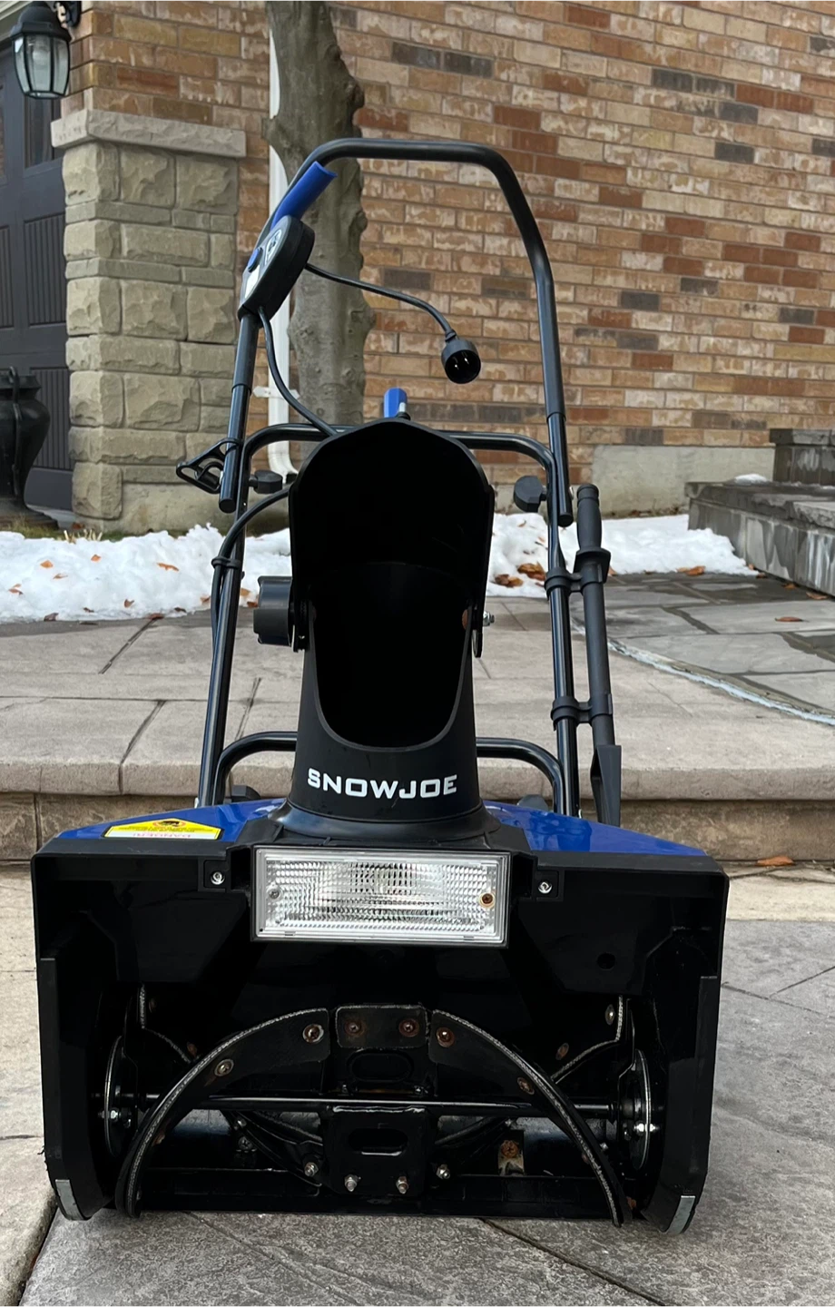 Electric Snow Thrower 18" 15A - photo 3
