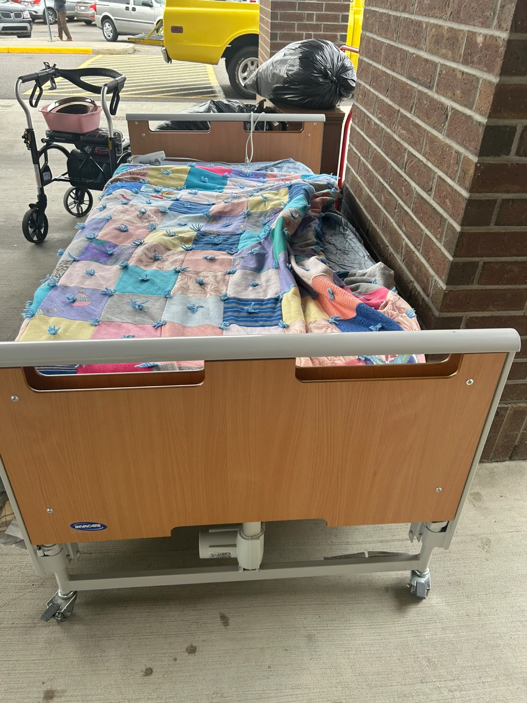 Invacare Hospital Bed - photo 3