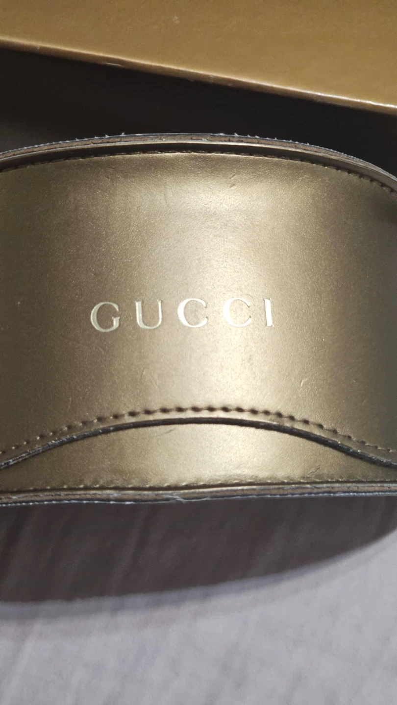 Gucci Sunglasses with Case - photo 3