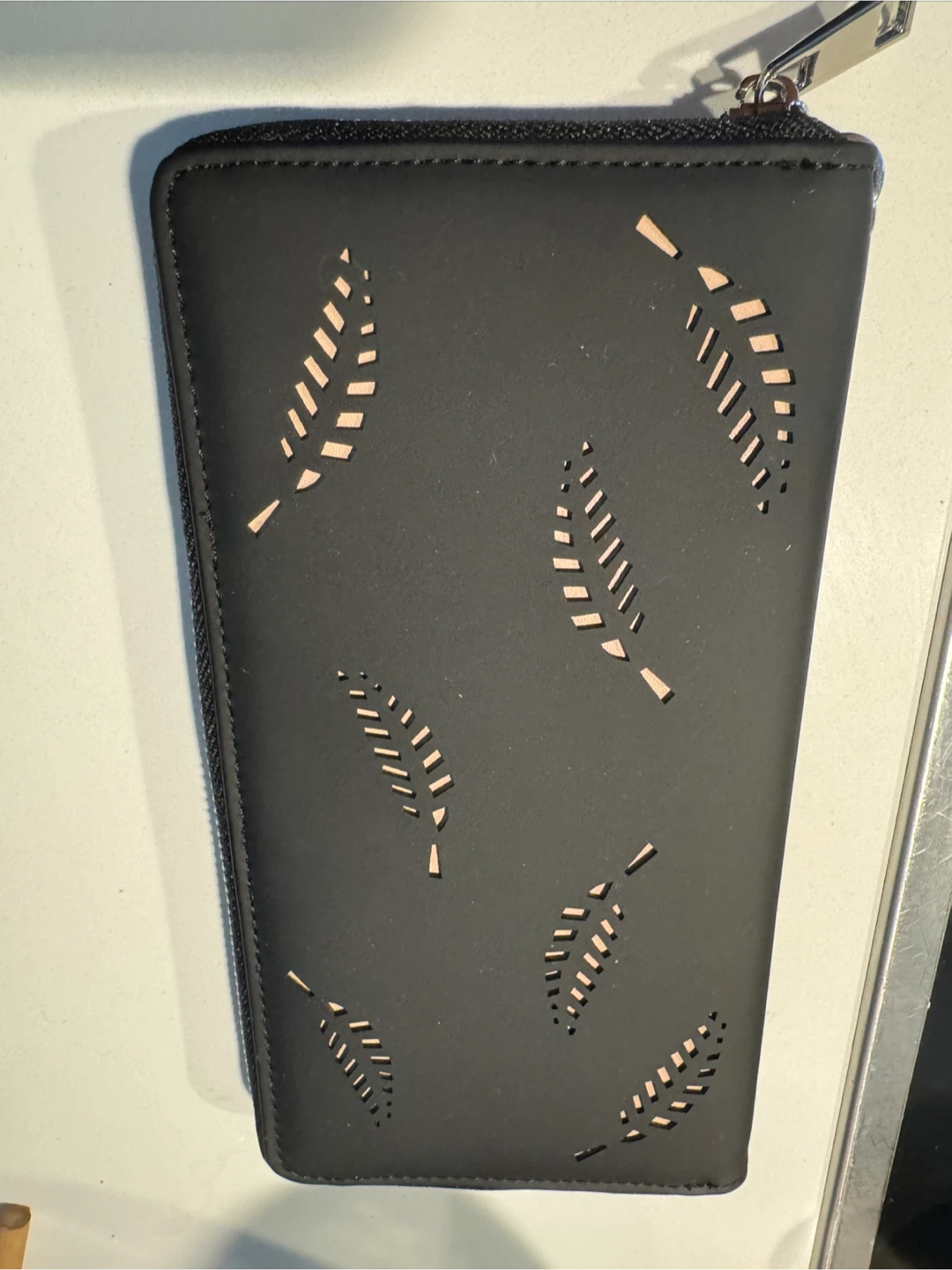 New Vegan Leather Women Wallet - Carved Leaves