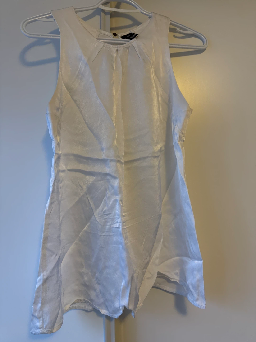 White Sleeveless Blouse in satin