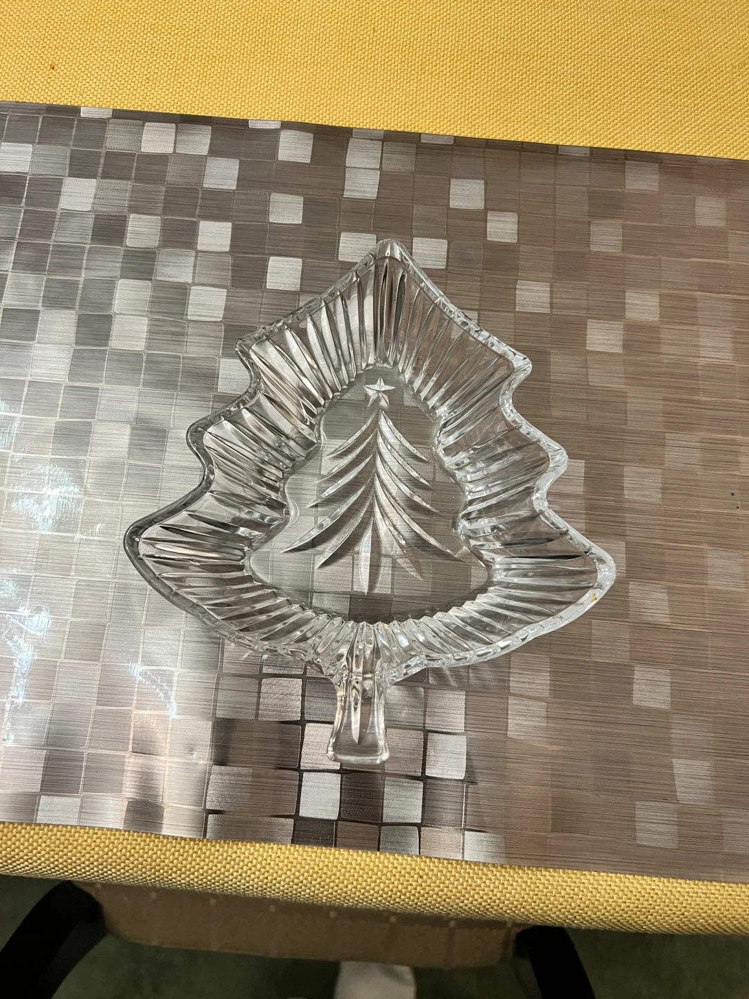 Christmas Tree Shaped Glass Dish - photo 2