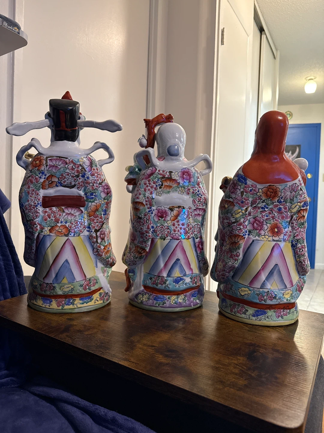 Vintage Chinese Ceramic Figurine Set - photo 2