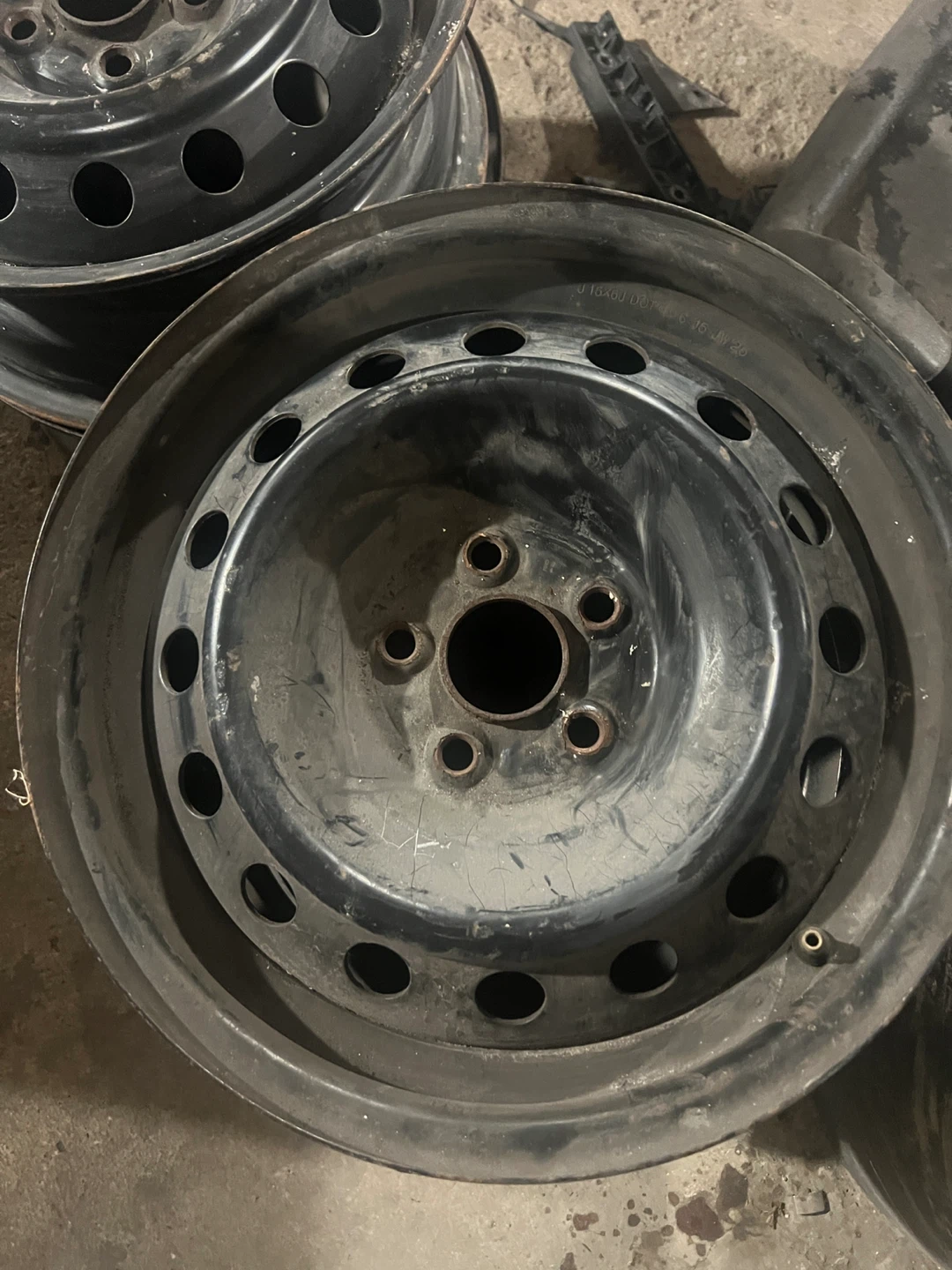 Set of 4 Steel Rims - 15x6J - photo 3
