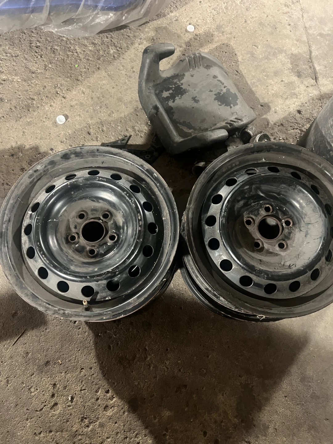 Set of 4 Steel Rims - 15x6J - photo 2