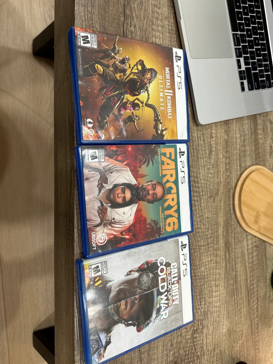 PlayStation 5 Disc Edition with Controllers, free games - photo 3