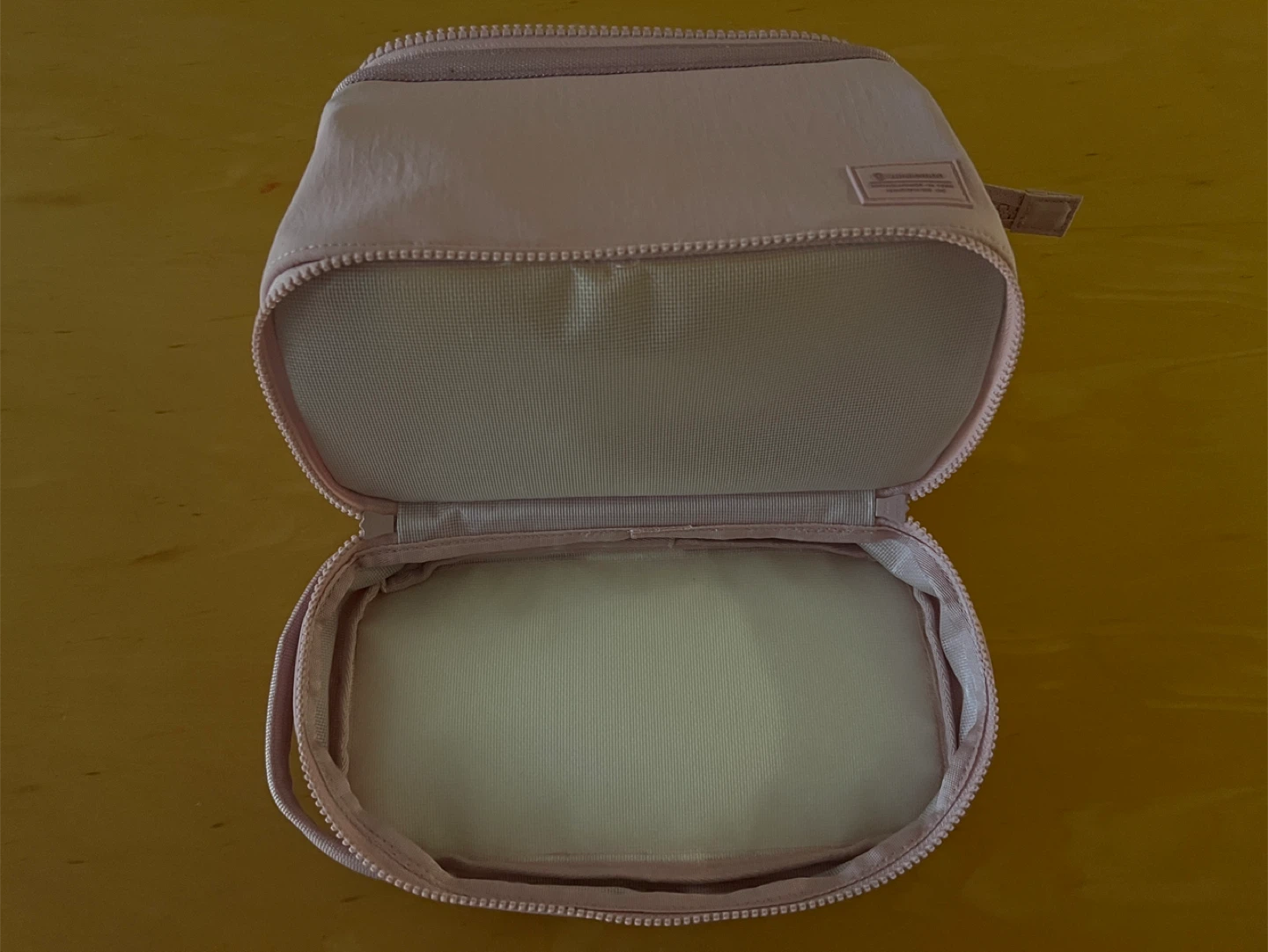 Lululemon Pink Dual-Compartment Toiletry/Cosmetic Bag - photo 3