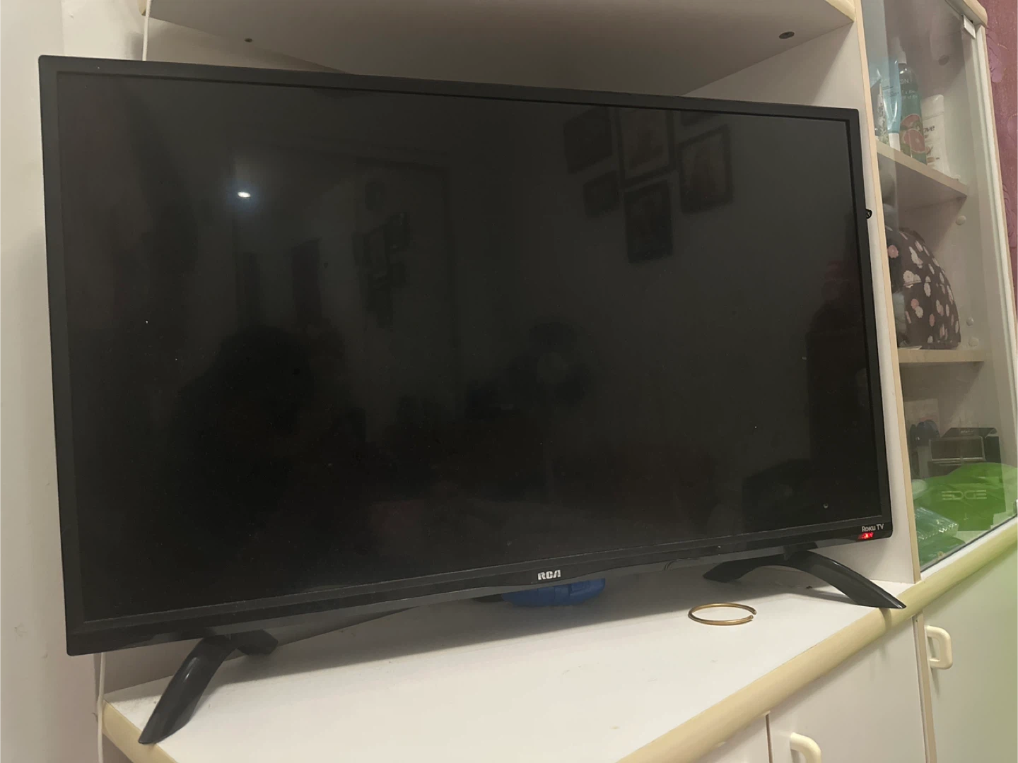 RCA Roku TV - photo 2