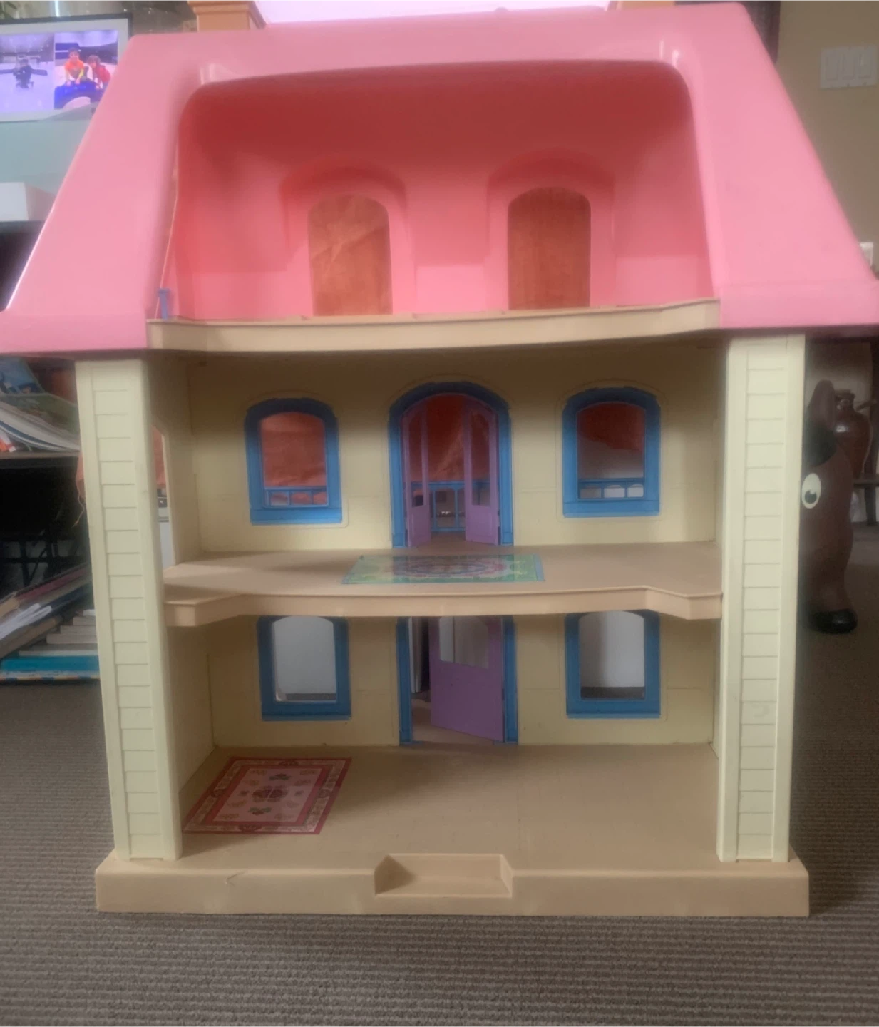Dollhouse with Furniture - photo 3