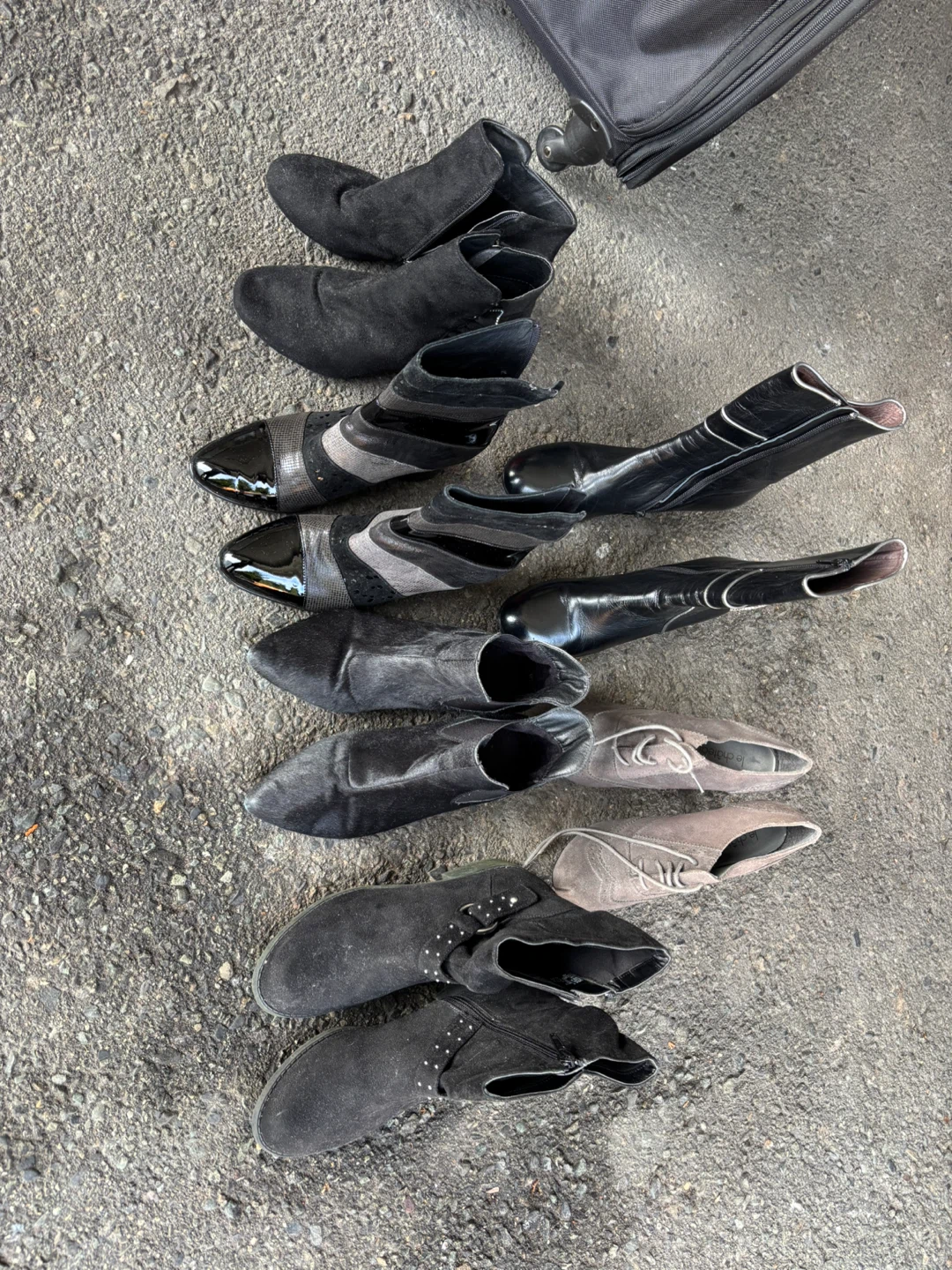 Boots for women 10 dollars each