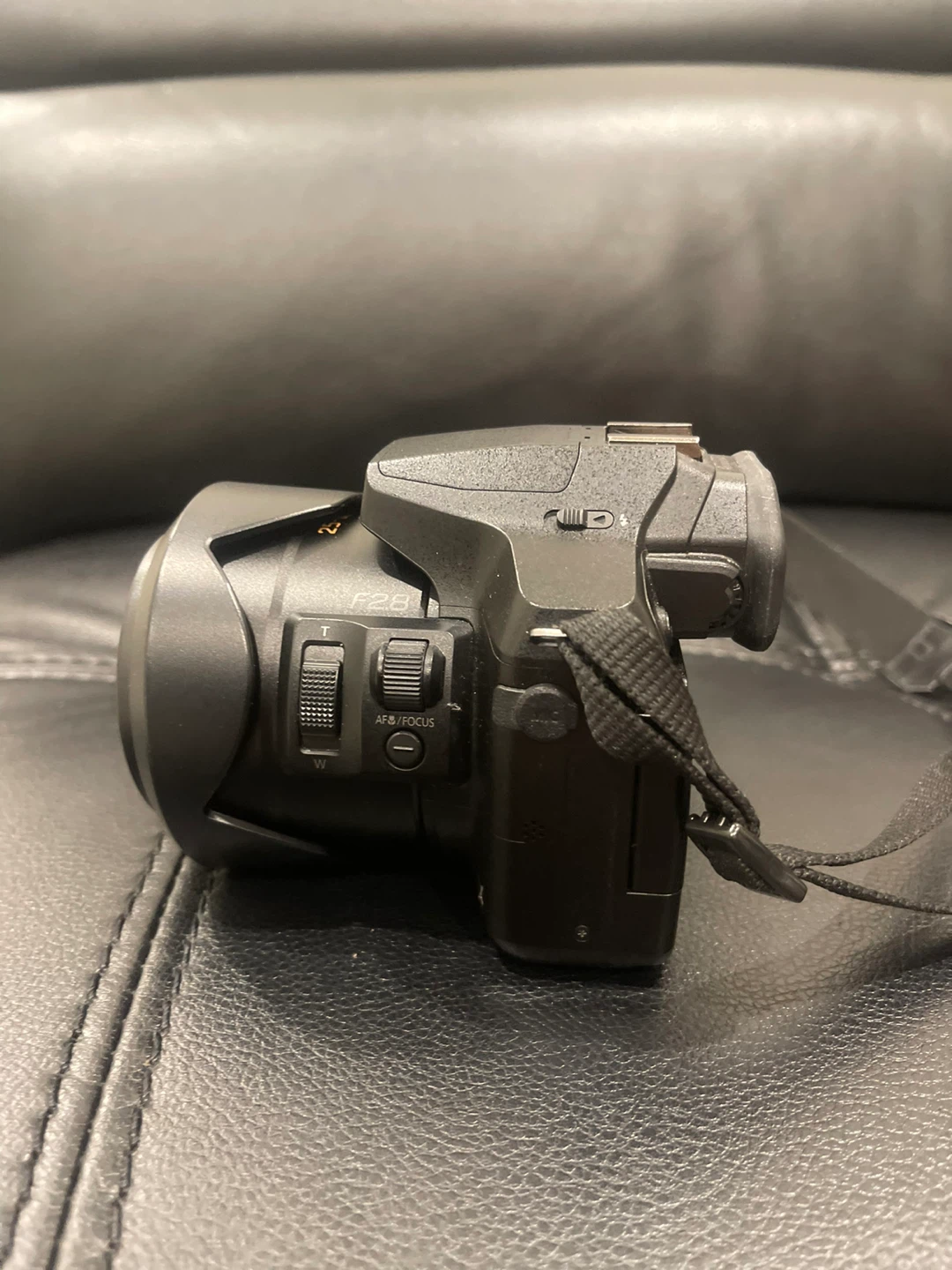 Panasonic Lumix DMC-FZ300 Digital Camera - photo 4