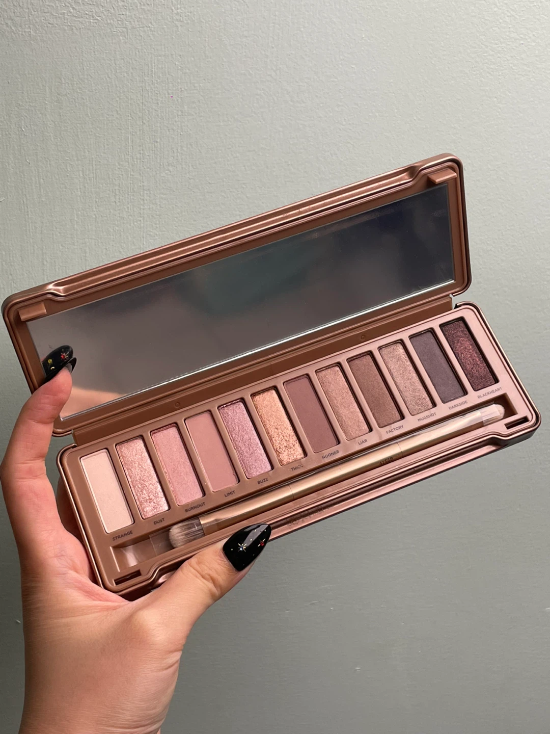 Urban Decay Naked3 Eyeshadow Palette - photo 2