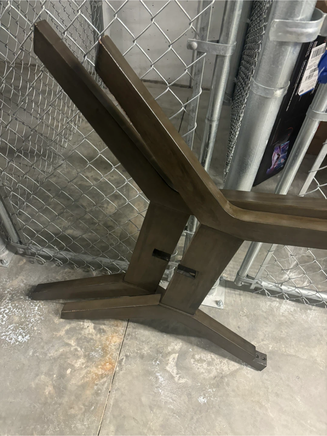Round Brown Dining Table - photo 2