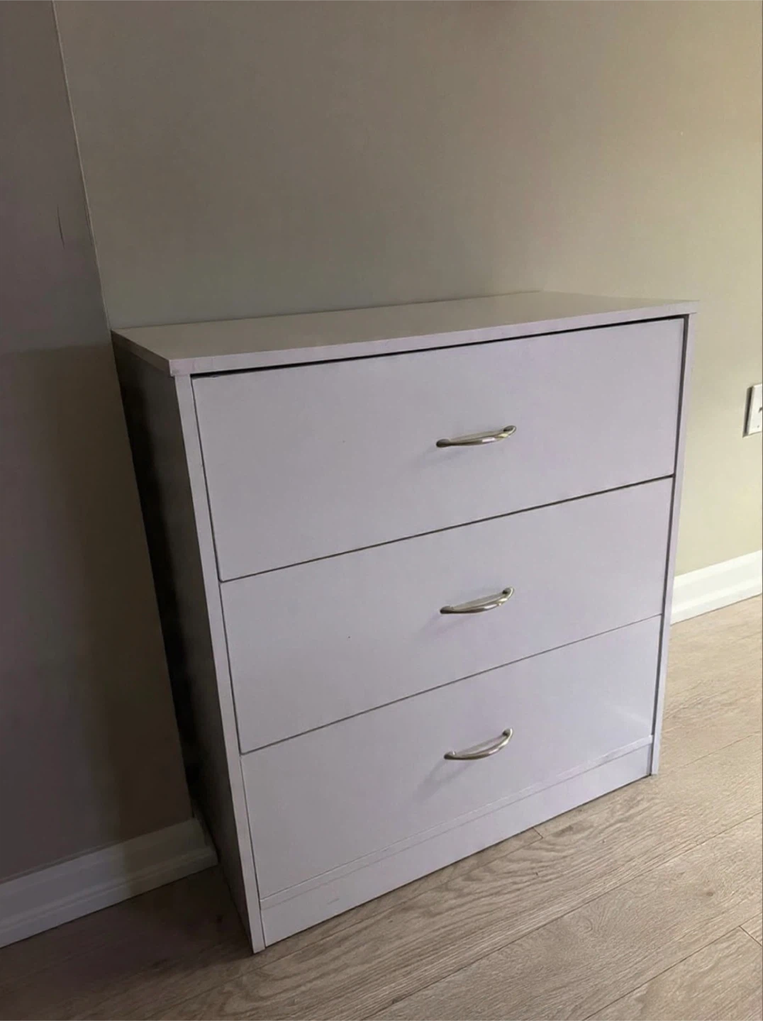 White 3-Drawer Dresser