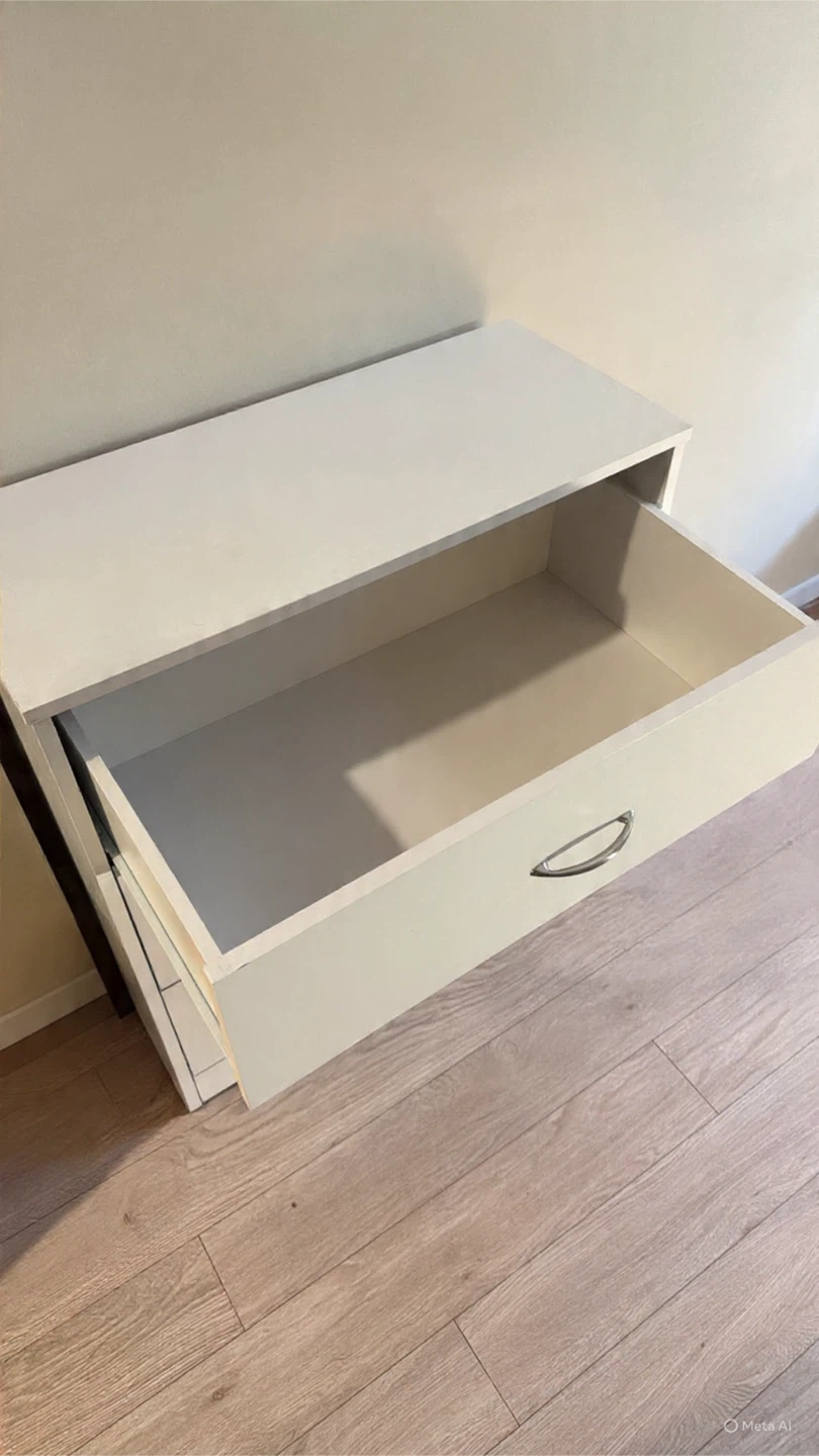 White 3-Drawer Dresser - photo 2