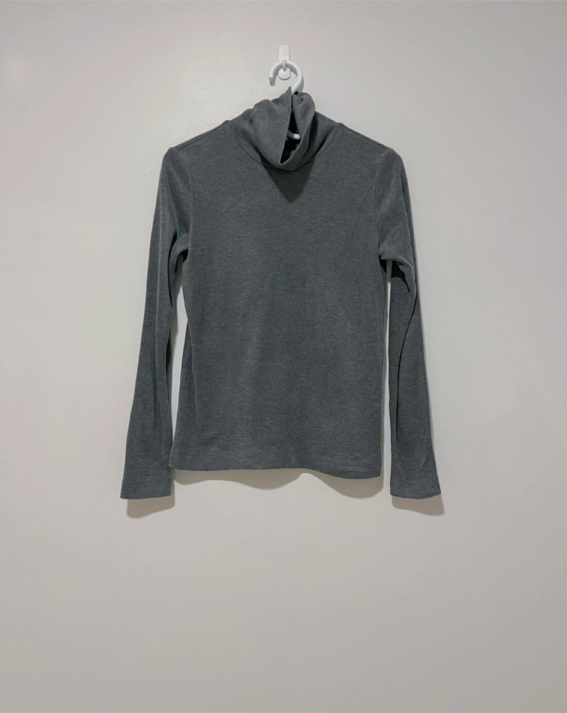 Women’s Turtleneck-Size S