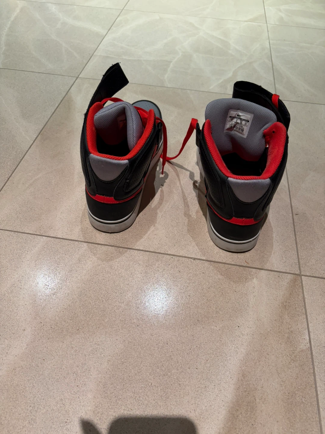 Nike Shoes Size 10 US - photo 5