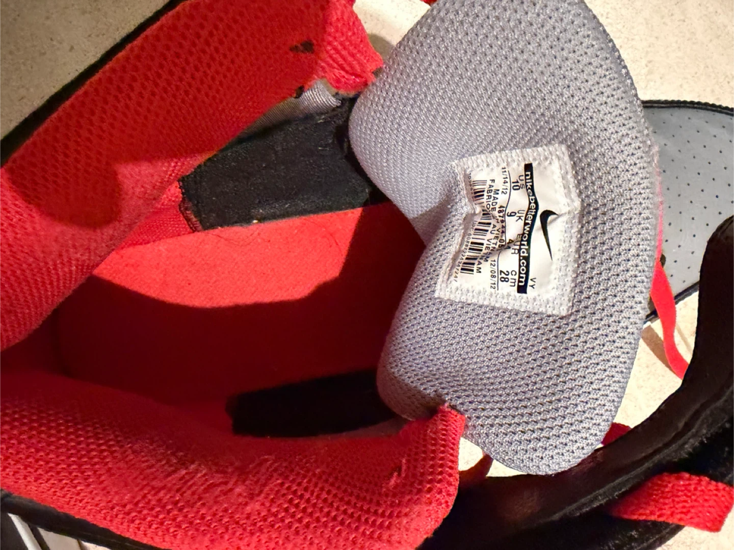 Nike Shoes Size 10 US - photo 4