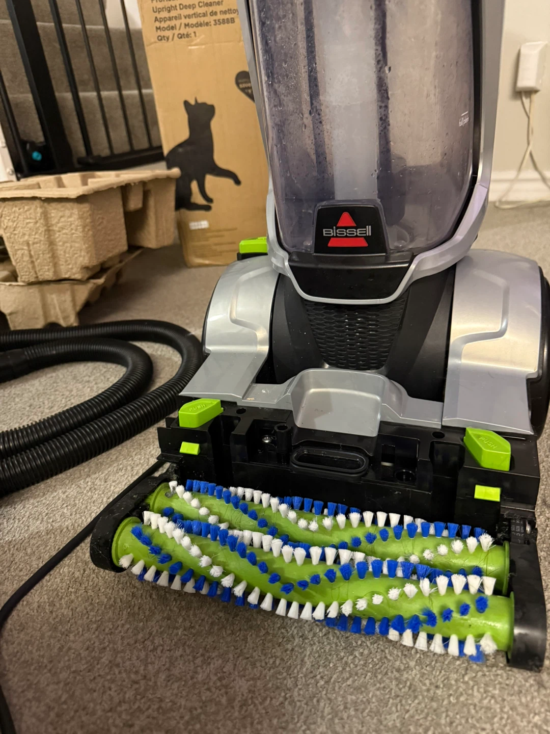 LIKE NEW Bissell ProHeat 2X Revolution Vacuum Cleaner - photo 4