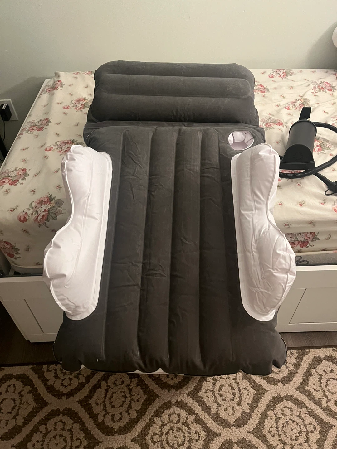 Omzer Inflatable Toddler Airplane Bed - photo 4
