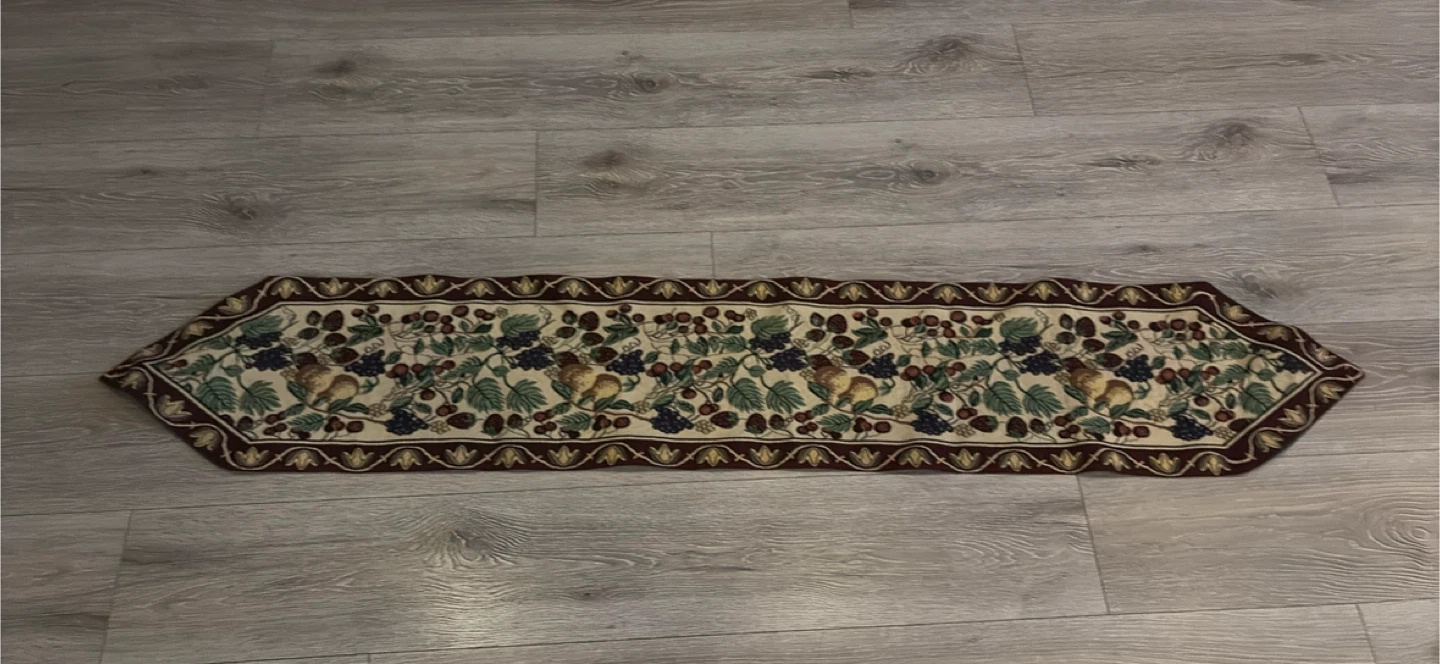 Floral Patterned Table Runner - photo 3