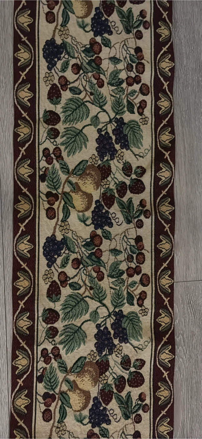 Floral Patterned Table Runner - photo 4